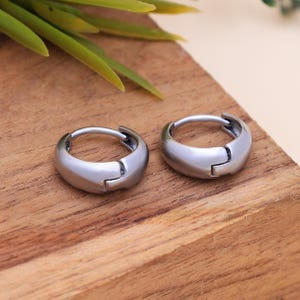 925 Sterling Silver Hoop Earrings, Lightweight Classic Hoops, Minimalist Everyday Earrings, Plain Silver Hoops for Women Gift For Her