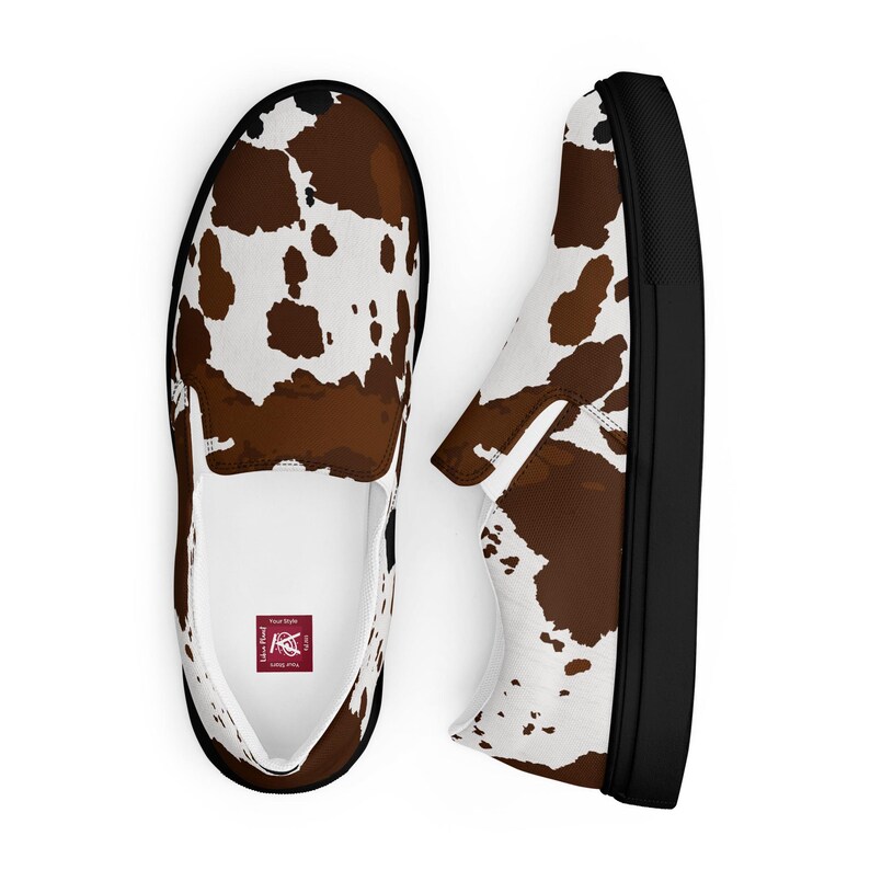 Trendy Cow Print Women's Slip-On Canvas Shoes – Comfortable & Stylish Footwear