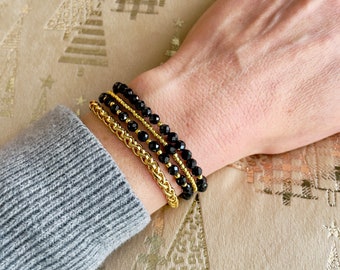 Bracelet in black Spinel semi-precious natural stone •small Miyuki golden seed beads, minimalist stackable stackable bracelet