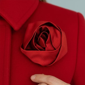 Tomato Red Silk Flower Pin – Handmade Rose Brooch, Dramatic Floral Gift