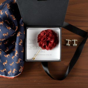Wine Silk Carnation Boutonnière for Black Tie Event, Cherry Red Flower Lapel Pin for Boyfriend Gift, Burgundy Heritage Preppy Blossom