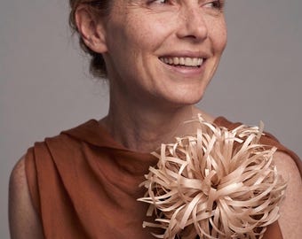 Large Champagne Silk Chrysanthemum Brooch: Handmade Silk Lapel Pin for wedding