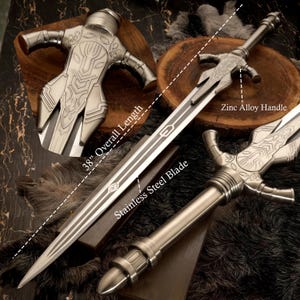 Handgemaakt Munetoshi Foam Wolf Knight-zwaard met leren schede, beste muur hangend zwaard cadeau voor mannen verjaardag, gepersonaliseerd legendezwaard