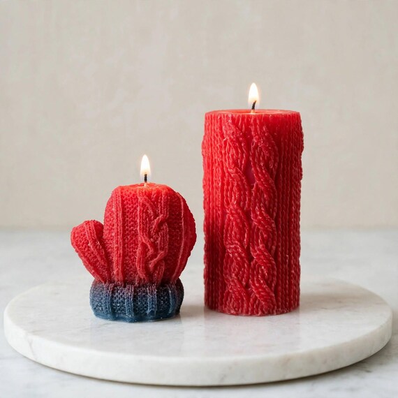Red Cable Knit Pillar Candles Set of 2, Handmade Christmas Candles, Cozy Winter Decor, Festive Red Candle Gift