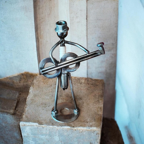 Metal Guitarist Sculpture, Spark Plug Rock Musician Figurine, Welded Scrap Metal Guitar Player, Industrial Music Decor, Steampunk Metal Gift