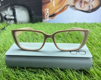 Customized Beige women's eyeglasses cat eye shape stylish in a customized case,Oversized glasses frames women, with non prescription