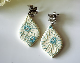 Floral earrings, textured earrings, polymer clay earrings, handmade earrings, spring earrings, summer earrings, bridesmaids earrings