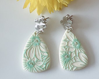 Floral earrings, textured earrings, polymer clay earrings, handmade earrings, spring earrings, summer earrings, bridesmaids earrings