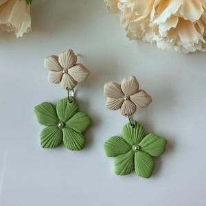 Floral dangle earrings, polymer clay earrings, handmade earrings, flower earrings, elegant statement earrings, botanical earrings, silver