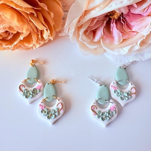 Floral dangle earrings, polymer clay earrings, handmade earrings, unique style earrings, clay jewelry, pastel earrings, flower earrings