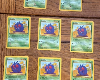 Pokemon Trading Cards Venonat and Venomoth 1999 and 1999-2000 Lot 8, ,(R)1