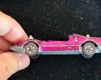 Hot Wheels red liner, vintage toy car, Diecast made in  1969