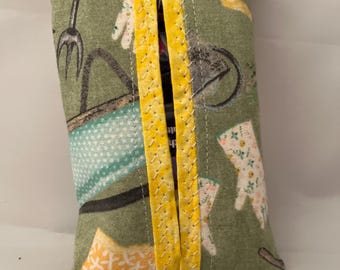 Pocket Tissue Holder