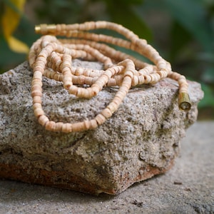 Collar de oración Tulsi 100 % natural doble redondo hecho a mano, rosario de cuentas Tulsi, Radha Krishna Tulsi, albahaca sagrada, pulsera Vrindavan Tulasi