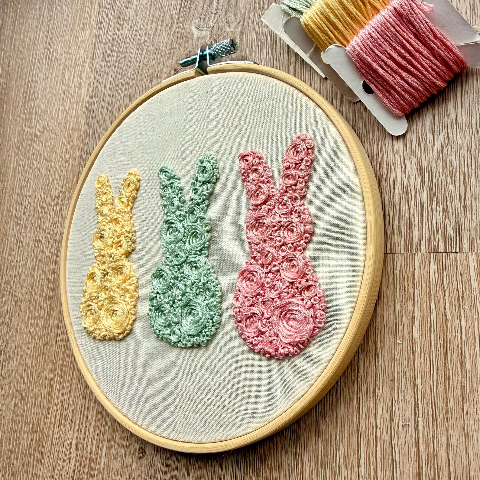 Floral Easter Bunnies Embroidery Pattern | Spring Decor (PDF Pattern ...
