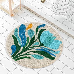 Blue Floral Tufted Round Rug: Yarn Dye Flower Bathmat