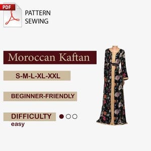Puede incluir: Un vestido caftán marroquí negro con estampado floral, mangas largas y ribete dorado. La imagen incluye el texto "Moroccan Kaftan", "S-M-L-XL-XXL", "Beginner-Friendly" y el nivel de dificultad "easy".