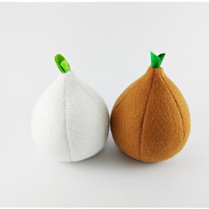 Felt Onion PDF Pattern - PDF Sewing Pattern + Tutorial step by step - Play Food in Real Size