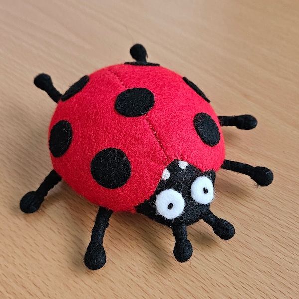 Felt Ladybug PDF Pattern - PDF Sewing Pattern + Tutorial step by step - Play Insects Decor