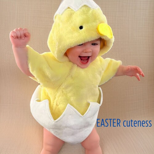 Chick outfit baby top