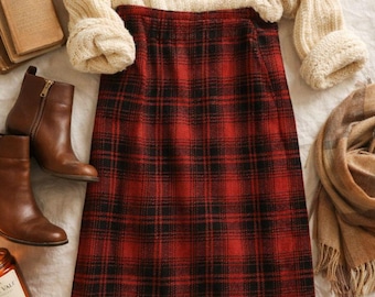 Falda vintage de mezcla de lana a cuadros rojos y negros – Bajo con flecos, estilo academia