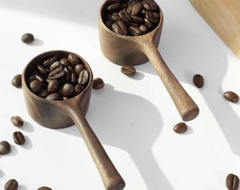 Handcrafted Walnut Wood Coffee Scoop | Japanese Style 10g Spoon