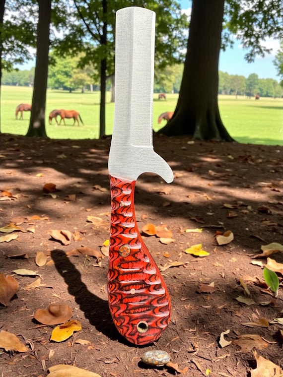 Handmade 1095 steel Bull cutter knife, cowboy knives with pancake leather sheath classic style knife.