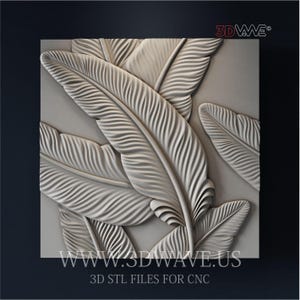 Könnte beinhalten: Ein 3D-Rendering eines quadratischen Panels mit einem Reliefdesign aus sich überlappenden Federn. Die Federn sind hellgrau, mit detaillierten Texturen und sichtbaren Adern. Das Panel trägt den Text "3DWAVE.US" und "3D STL FILES FOR CNC".