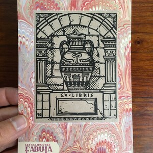 LE FARDEAU (The Burden) - Ex-libris auto-adhésif, amovible et auto-adhésif (vierge/pas de message)