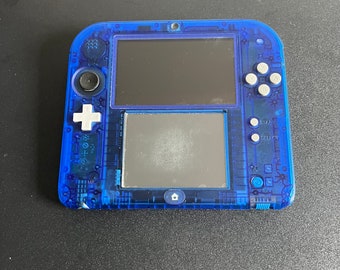 Nintendo 2DS Crystal Blue mit über 100 Spielen