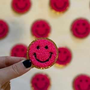 Smiley Face Patch em 13 opções de cores - adicione às bolsas para personalização