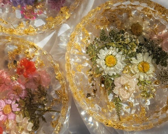 Resin Tray with Pressed Flowers | Trinket Dish | Jewelry Dish | Ring Dish | Catchall | Galentine's Day| Vanity Tray