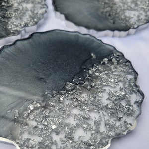 Metallic Grey Resin Coaster with Silver Foil Flakes, Personalized and Customizable, Housewarming Gift, Coaster with Name, Silver Coaster Set
