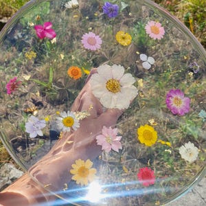 Round Floral Resin Cake Stand, Serving tray, Display Stand, Cupcake Stand, Tea Cake Stand, Birthday Wedding Stand, Pedestal Cake Stand