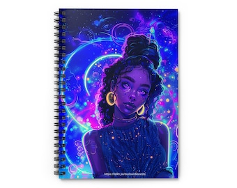 Caderno Espiral Deusa Afro Cósmica | Diário de Arte Vibrante Galaxy com Estética Azul Neon e Roxo