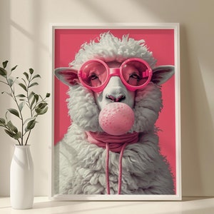 Póster de ovejas de arte pop, divertida obra de arte de ovejas soplando chicle, lienzo de arte de pared retro y peculiar en tonos rosados, decoración de pared moderna, impresión humorística