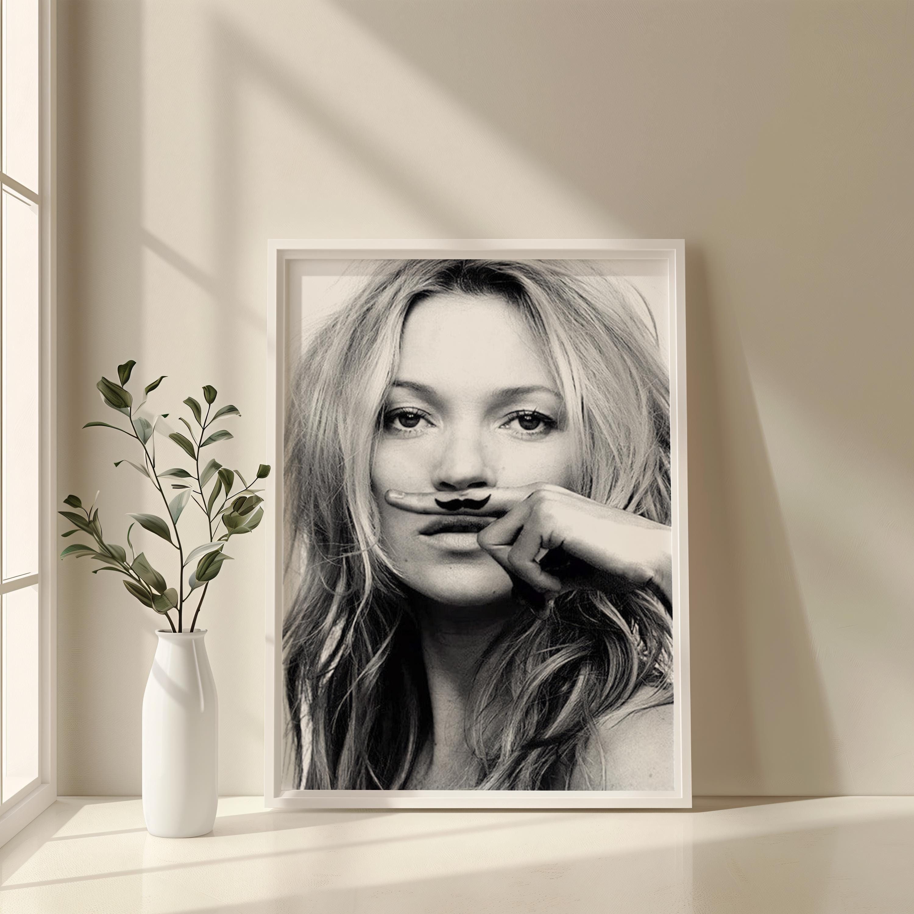 Kate Moss Poster, Vintage Fashion Magazine Print, Retro Fashion Canvas Art, Luxury Fashion Print, Trendy Home Wall Decor, Old Black White