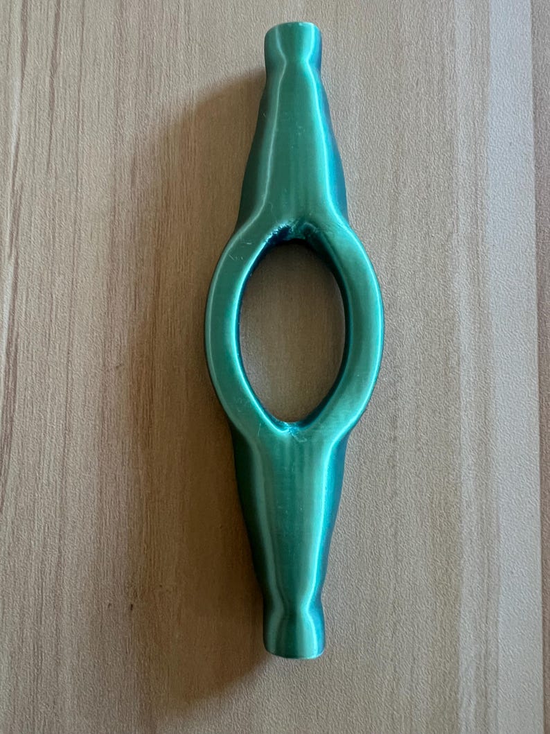 Blue/green pen back