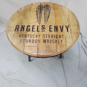 Bourbon Barrel Hairpin End table imagem 4