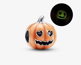 Amuleto de calabaza de Halloween apto para pulsera Pandora de plata de ley 925 que brilla en la oscuridad.