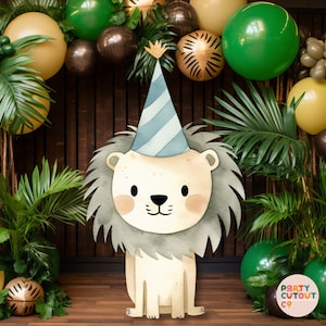 GRAN RECORTE León con sombrero de fiesta Decoraciones de leones de la selva Accesorio temático de safari africano Recortes de leones Accesorios de pie Recorte de tamaño real de circo