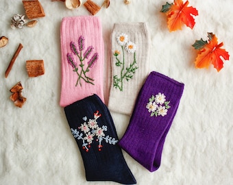 Wool Daisy Socks, Hand Embroidered Plant Socks, Handmade Floral Socks, Compression Socks, Socks Womens, Hiking Socks, Sheep Wool Socks,