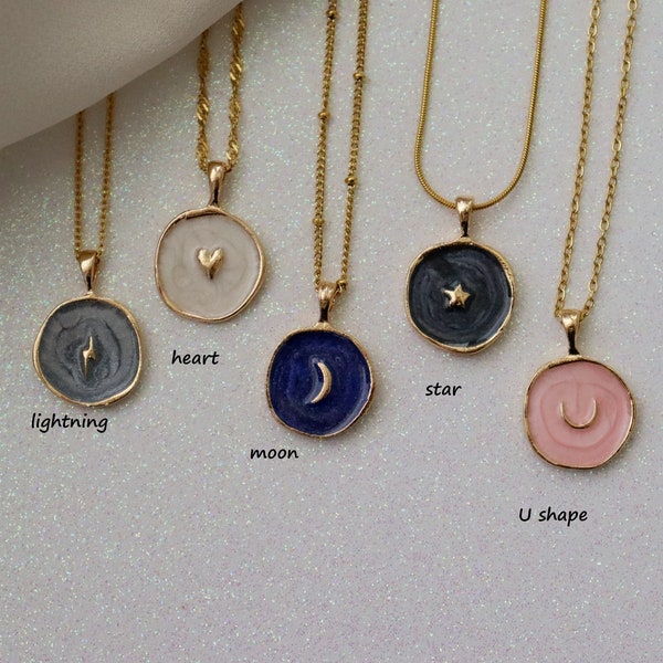 18K Gold Color Coin Necklace Heart, Star Necklace, Moon Necklace Shape Round Pendant Gold Necklace Waterproof Chain Moon Star Necklace