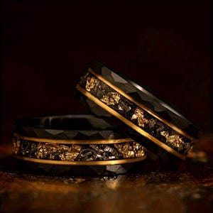 Hammered Gold Leaf and Meteorite ring, Black Hammered wedding Ring, Hammered Brushed Tungsten Band, Mens Ring, Gold Meteorite Ring