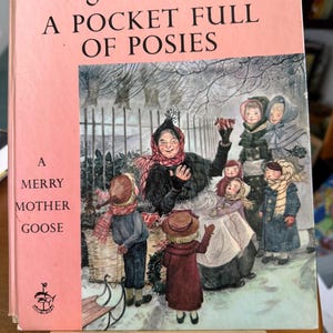 VINTAGE Marguerite de Angeli’s A Pocket Full of Posies