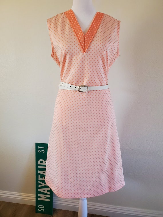 Peaches and cream vintage 1960s 1970s shift dress 