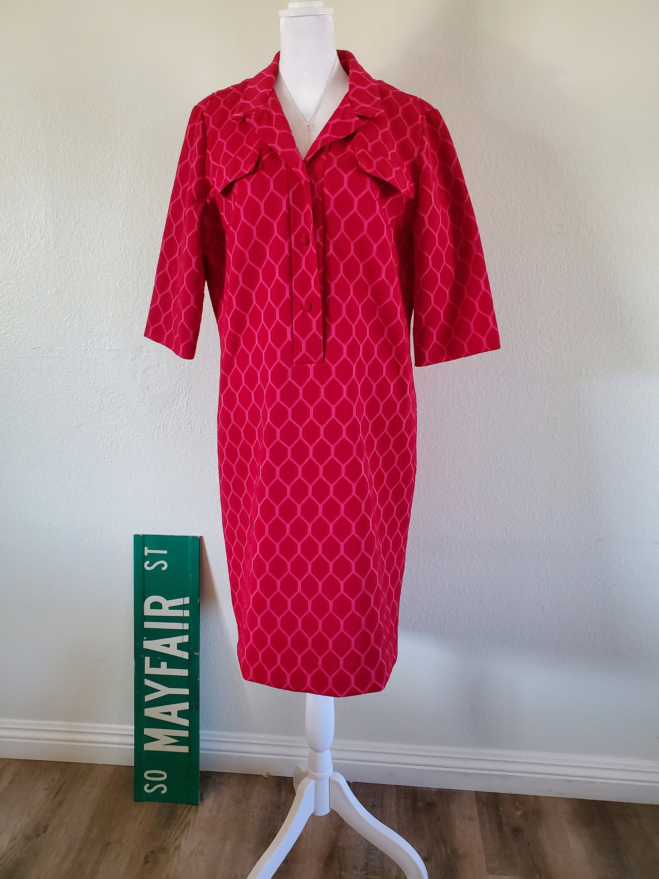 60s -70s Jewelry – Necklaces, Earrings, Rings, Bracelets Vintage 1960S, 1970S Red  Pink Geometric Polyester Shift Dress With Collar Bodice Pockets $69.00 AT vintagedancer.com