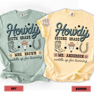 Comfortkleuren* Howdy kleuterschool aangepaste naam western terug naar school leraar shirt, basisschool groepsshirts, terug naar school T-shirt