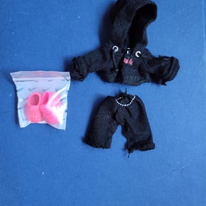 Vintage Kelly doll hoody outfit with shoes, Barbie kids mattel Kelly Chelsea doll clothes