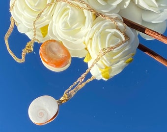 collier avec pendentif en Oeil de Sainte Lucie